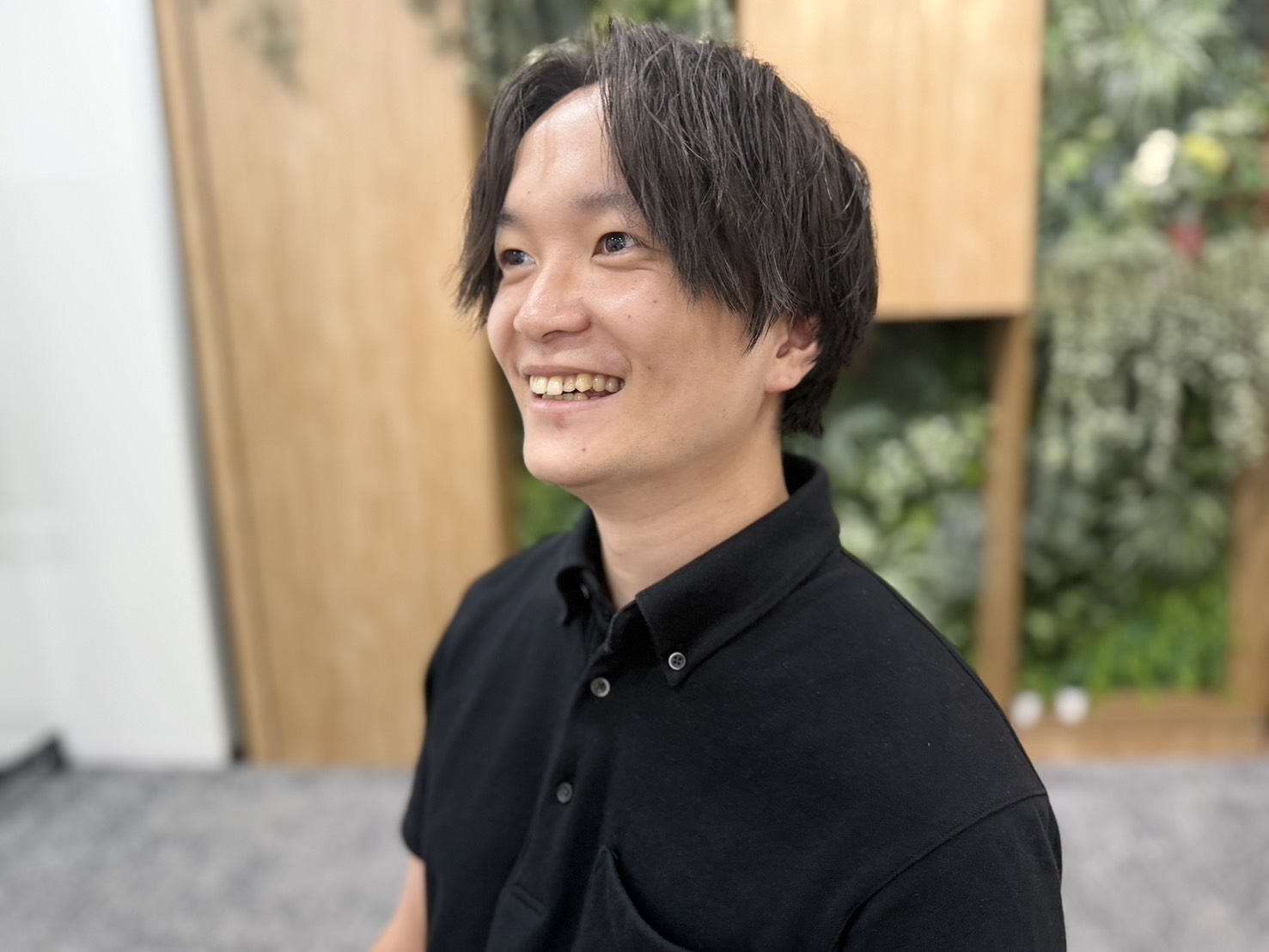 インタビューに応じる千葉土門